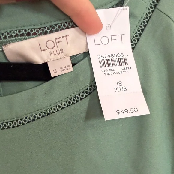 LOFT Sage Green Women's Blouse Plus size - Picture 2 of 4